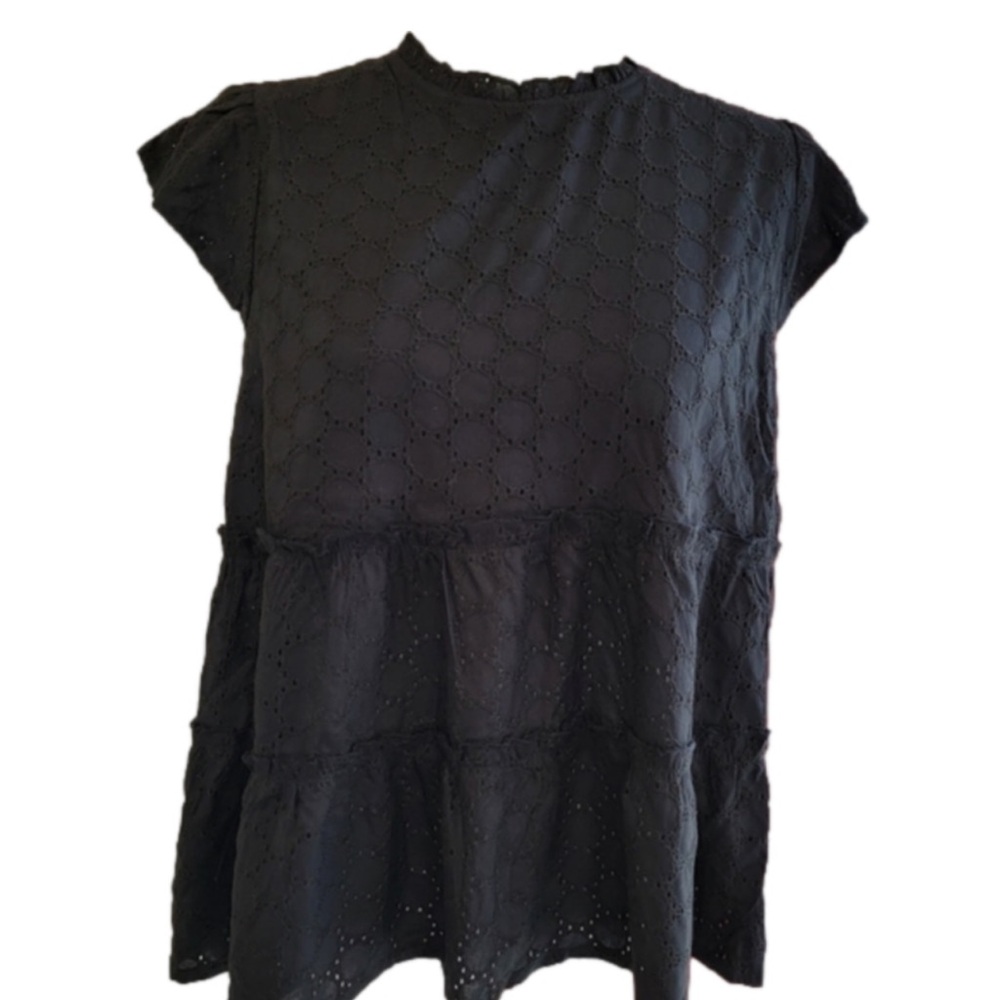Sim & Sam Black Eyelet Tiered Top Size Large